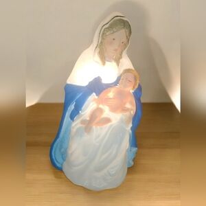 Vintage Christmas blow mold- Mary and jesus